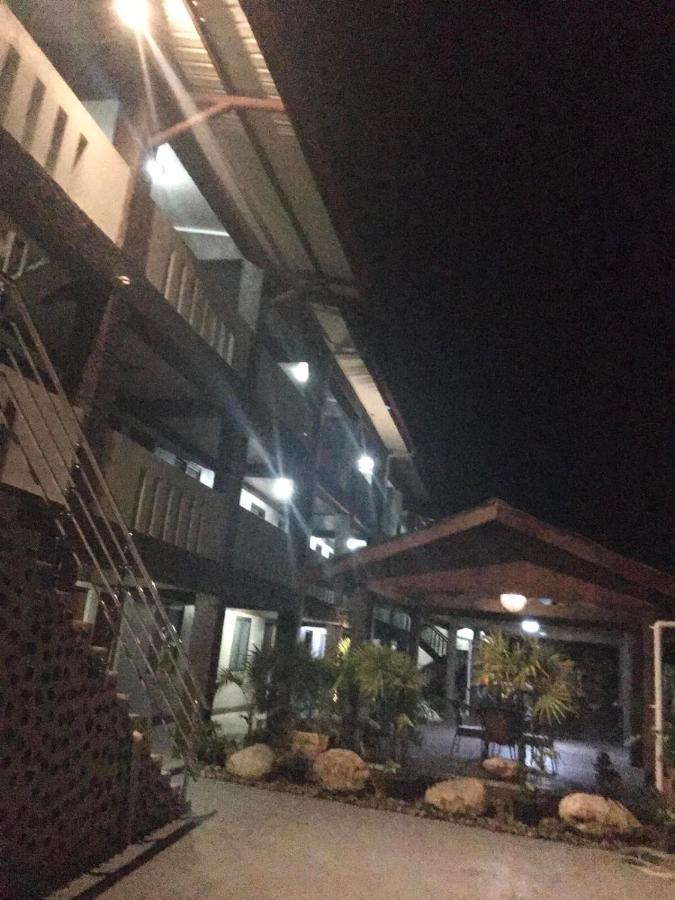 Nausori Airport Hotel Extérieur photo
